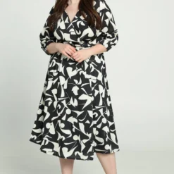 Promiss Halflange Jurk Met Grafisch Motief, Valse Wikkelkraag En Riem -Trendy Meid Verkoop 811x1200 23