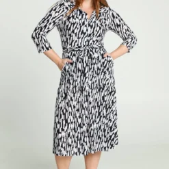 Cassis Lange Jurk Met Grafisch Motief -Trendy Meid Verkoop 812x1200 10