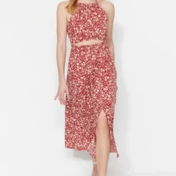 Trendyol Vrouwen Standaard Mouw Halternek Schaatser Jurk