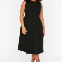 Trendyol Vrouwen Standaard Mouw Ronde Hals A-lijn Plus Size Jurk -Trendy Meid Verkoop 817x1200 18