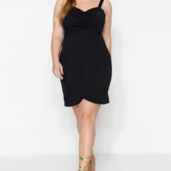 Trendyol Vrouwen Dik Geschorst Lieve Schat Omslag Plus Size Jurk