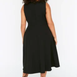Trendyol Vrouwen Standaard Mouw Ronde Hals A-lijn Plus Size Jurk -Trendy Meid Verkoop 820x1200 29