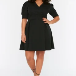 Trendyol Vrouwen Ballon Mouw Cache-coeur Basis Grote Maten Jurk