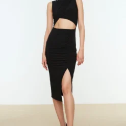 Trendyol Vrouwen Standaard Mouw Staande Kraag Bodycon Jurk 21 Trendyol Vrouwen Standaard Mouw Staande Kraag Bodycon Jurk -Trendy Meid Verkoop 822x1200 5