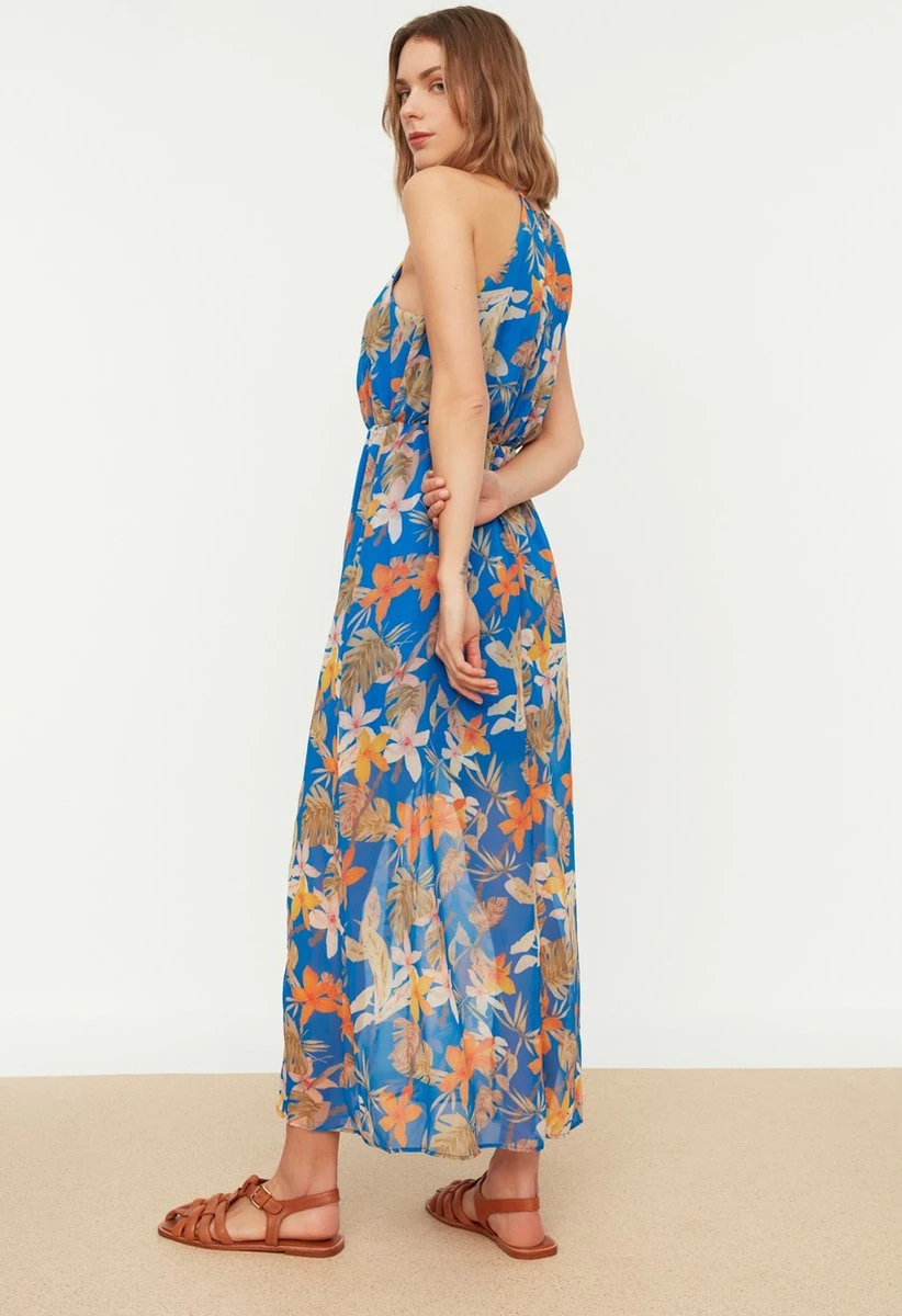 Trendyol Vrouwen Mouwloos Halternek Schaatser Jurk 3 Trendyol Vrouwen Mouwloos Halternek Schaatser Jurk - Afbeelding 3