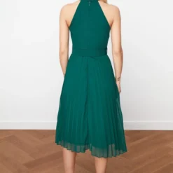 Trendyol Vrouwen Raglan Mouw Halternek A-lijn Jurk -Trendy Meid Verkoop 823x1200 3