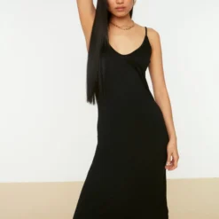 Trendyol Vrouwen Standaard Mouw V-hals Asymmetrisch Jurk -Trendy Meid Verkoop 827x1200 3