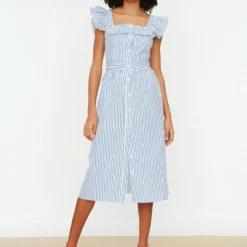 Trendyol Vrouwen Gepofte/ruche Mouw Vierkante Kraag Overhemdjurk Jurk -Trendy Meid Verkoop 832x1200 1