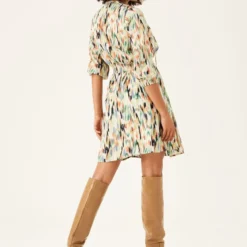 GARCIA Dames Jurk Wit - Maat M -Trendy Meid Verkoop 834x1200