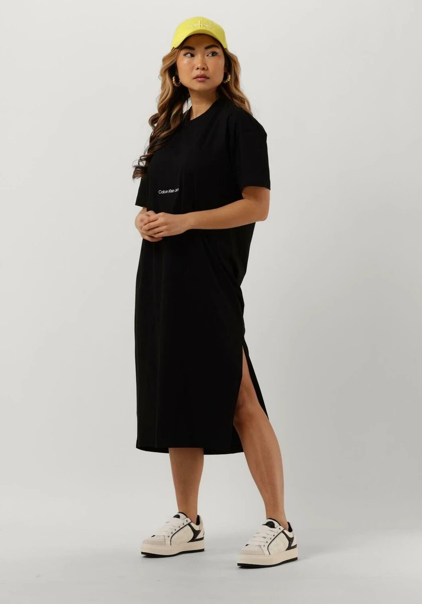 Calvin Klein Institutional Long T-shirt Dress Jurken Dames - Kleedje - Rok - Jurk - Zwart - Maat L 1 Calvin Klein Institutional Long T-shirt Dress Jurken Dames - Kleedje - Rok - Jurk - Zwart - Maat L