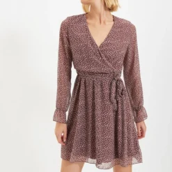 Trendyol Vrouwen Standaard Mouw Cache-coeur Schaatser Jurk -Trendy Meid Verkoop 848x1200 1