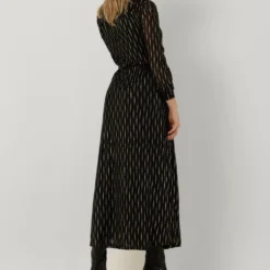 Colourful Rebel Lola Triangle Foil Longsleeve Maxi Wrap Dress Dames Jurk - Maat XS 17 Colourful Rebel Lola Triangle Foil Longsleeve Maxi Wrap Dress Dames Jurk - Maat XS -Trendy Meid Verkoop 867x1200