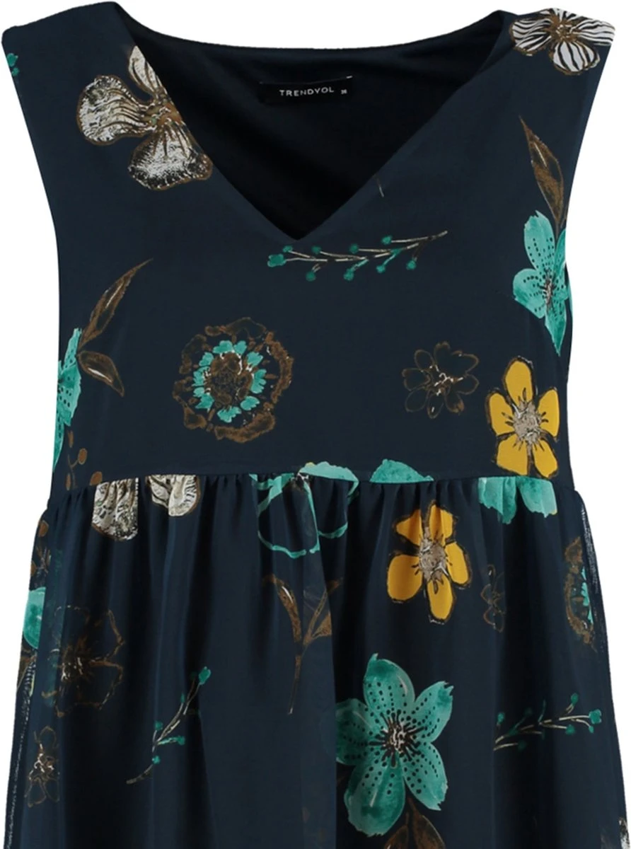 Trendyol Vrouwen Standaard Mouw V-hals Verschuiving Jurk 10 Trendyol Vrouwen Standaard Mouw V-hals Verschuiving Jurk - Afbeelding 10